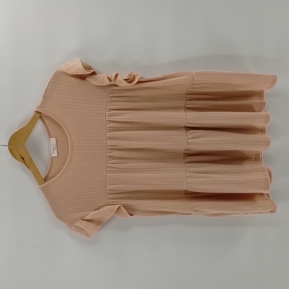 Perfect Peach blouse top peach color size large tiered ribbed stretch ruffled - Picture 1 of 6